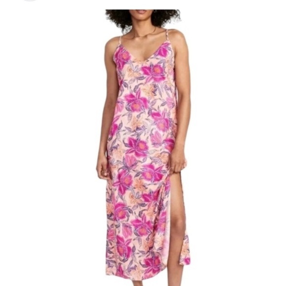 Old Navy Dresses & Skirts - Old Navy Floral Maxi Dress - Pink and Purple
